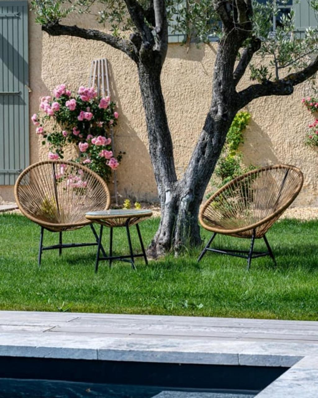 Le Mas Des Poules Chambres D'Hotes De Charme Saint-Roman-de-Malegarde Exterior photo